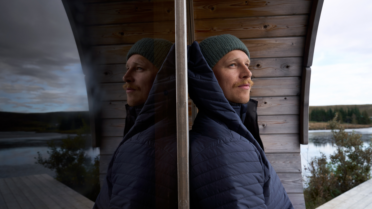 Man wearing Warmknit Air Hooded Jacket