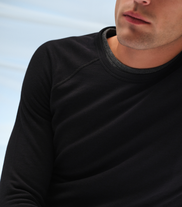 Raglan sleeve